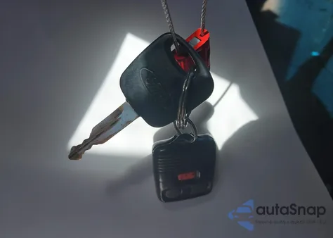 2002 Ford F-150 Lariat/Xlt from USA, damaged, VIN 1FTRW08632KE29963